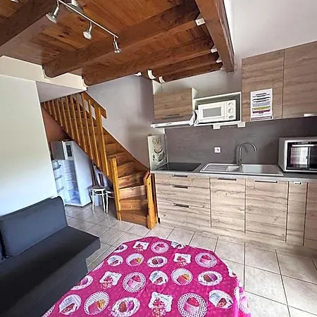 Holidayland 6 Ou 7 Personnes Avec Terrasse Et Place De Parking Privative Nyaraló Narbonne