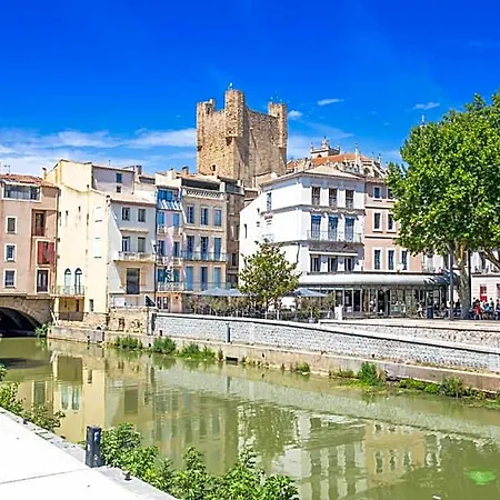Holidayland 6 Ou 7 Personnes Avec Terrasse Et Place De Parking Privative بيت للعطل *