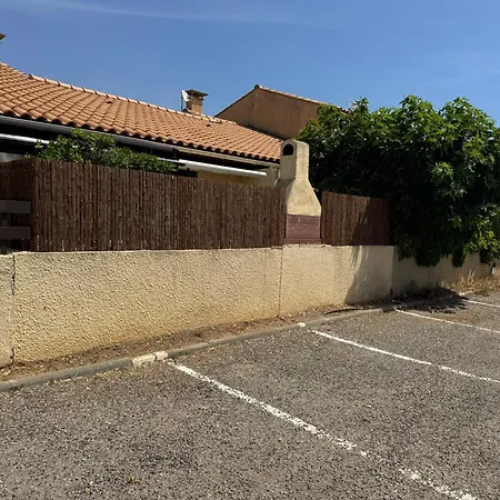 Holidayland 6 Ou 7 Personnes Avec Terrasse Et Place De Parking Privative Nyaraló Narbonne