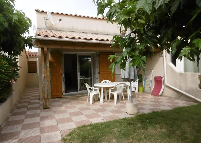 Casa vacanze Holidayland 6 Ou 7 Personnes Avec Terrasse Et Place De Parking Privative Narbona