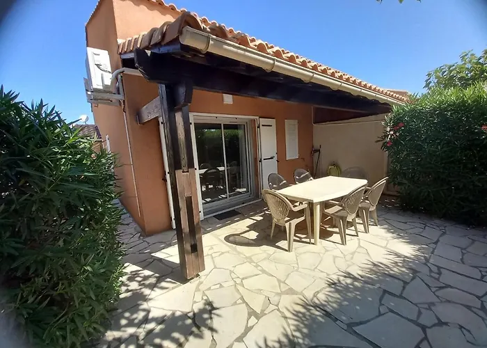 Casa vacanze Holidayland 6 Ou 7 Personnes Avec Terrasse Et Place De Parking Privative Narbona